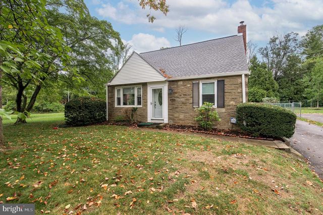 1569 COUNTY LINE RD, Bryn Mawr, PA 19010