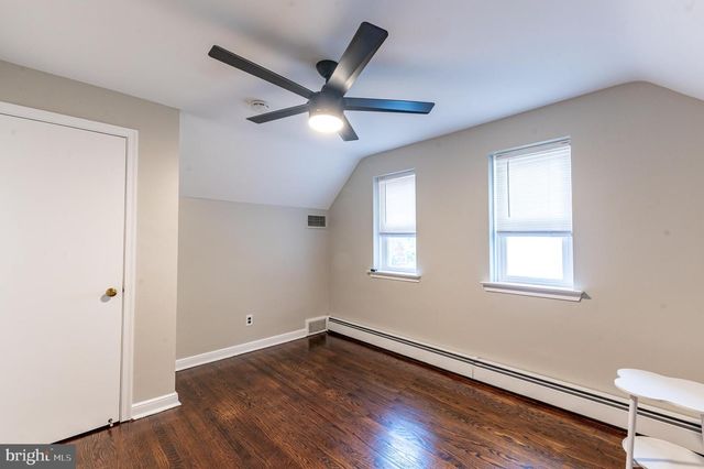 1569 COUNTY LINE RD, Bryn Mawr, PA 19010