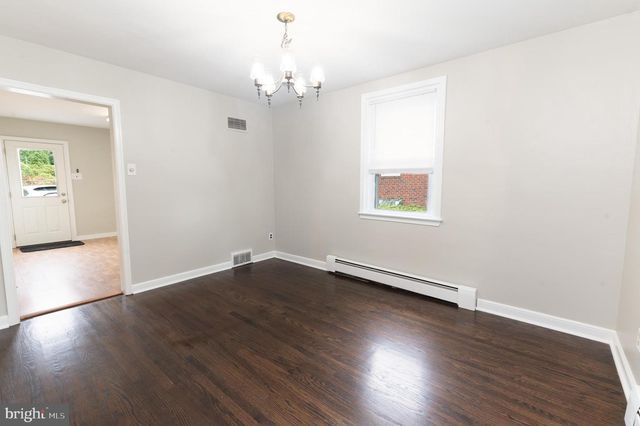 1569 COUNTY LINE RD, Bryn Mawr, PA 19010