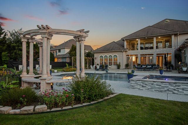 3704 Kingfisher Court, Flower Mound, TX 75022