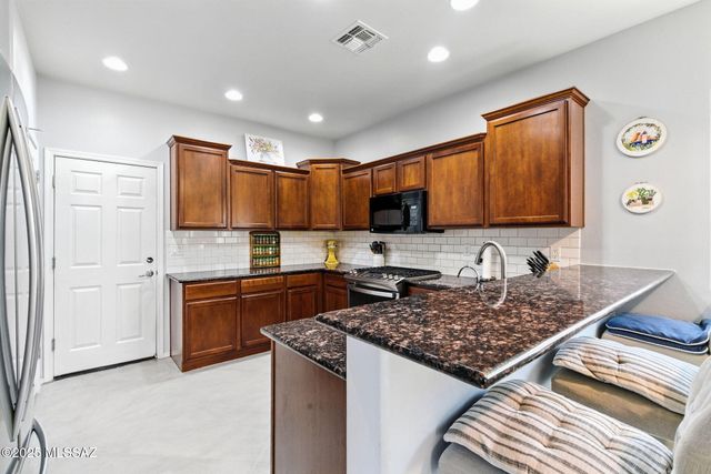 10769 E Sanctuary Ridge Lane, Tucson, AZ 85747