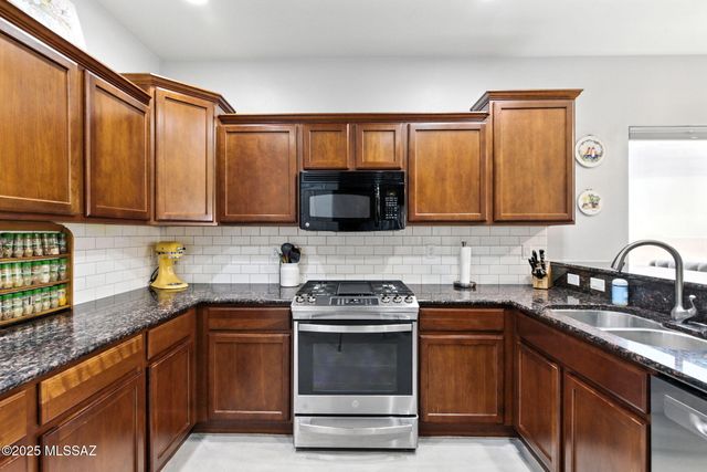 10769 E Sanctuary Ridge Lane, Tucson, AZ 85747