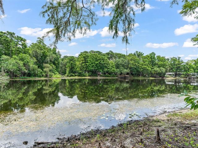 10518 SW 64TH AVENUE, Bushnell, FL 33513