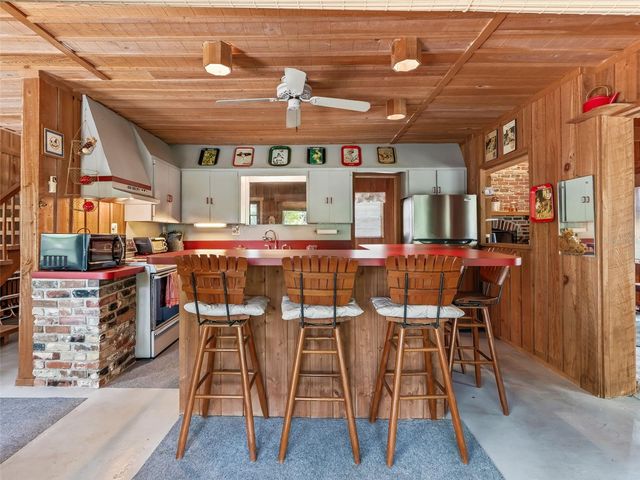 10518 SW 64TH AVENUE, Bushnell, FL 33513