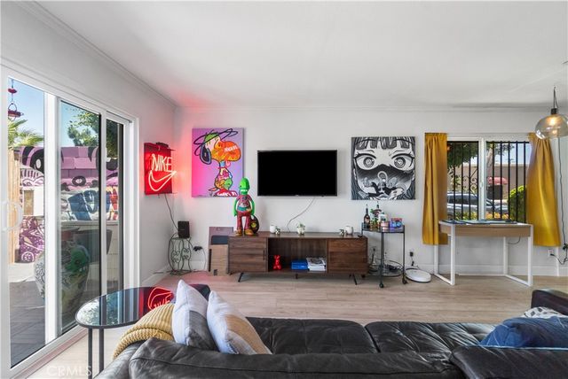2231 Santa Fe 13, Long Beach, CA 90810