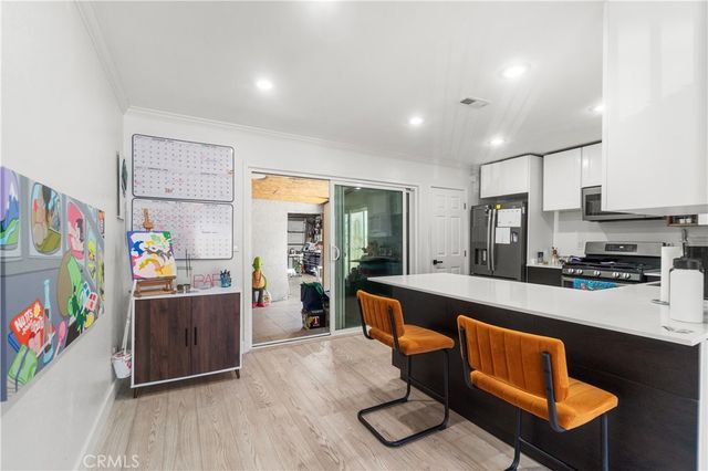 2231 Santa Fe 13, Long Beach, CA 90810