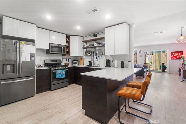 2231 Santa Fe 13, Long Beach, CA 90810
