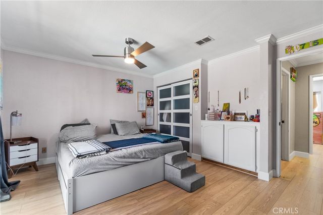 2231 Santa Fe 13, Long Beach, CA 90810