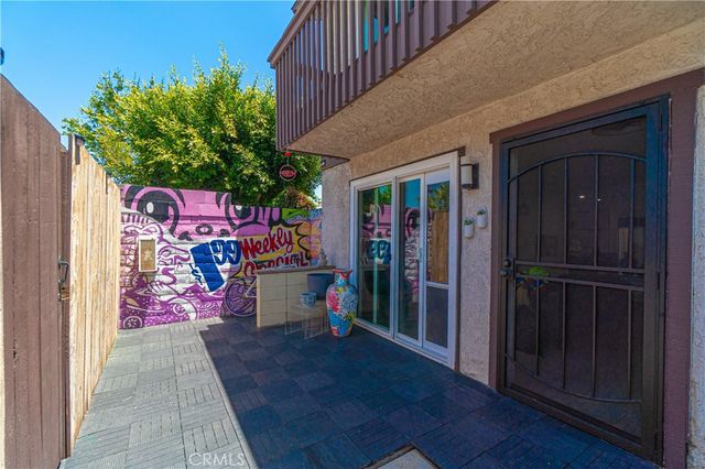 2231 Santa Fe 13, Long Beach, CA 90810