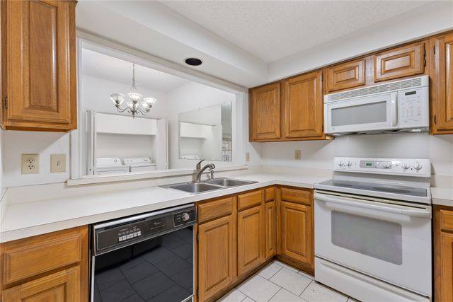 5859 Frankford Road 812, Dallas, TX 75252