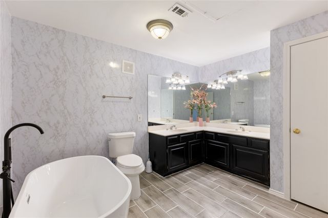 5859 Frankford Road 812, Dallas, TX 75252