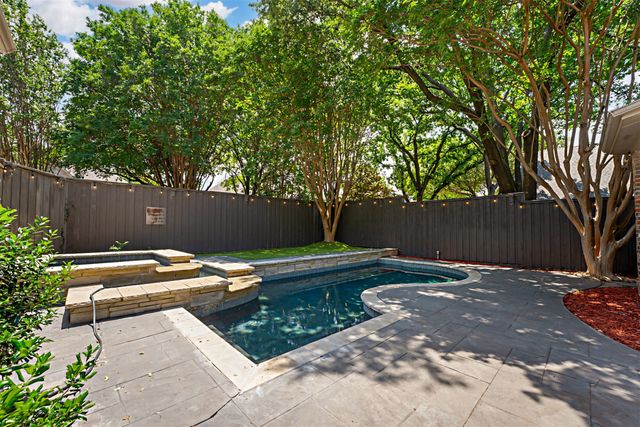 3406 Oakleaf Lane, Richardson, TX 75082