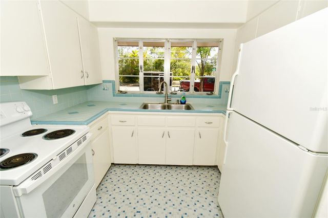 5435 5TH AVENUE S, St Petersburg, FL 33707