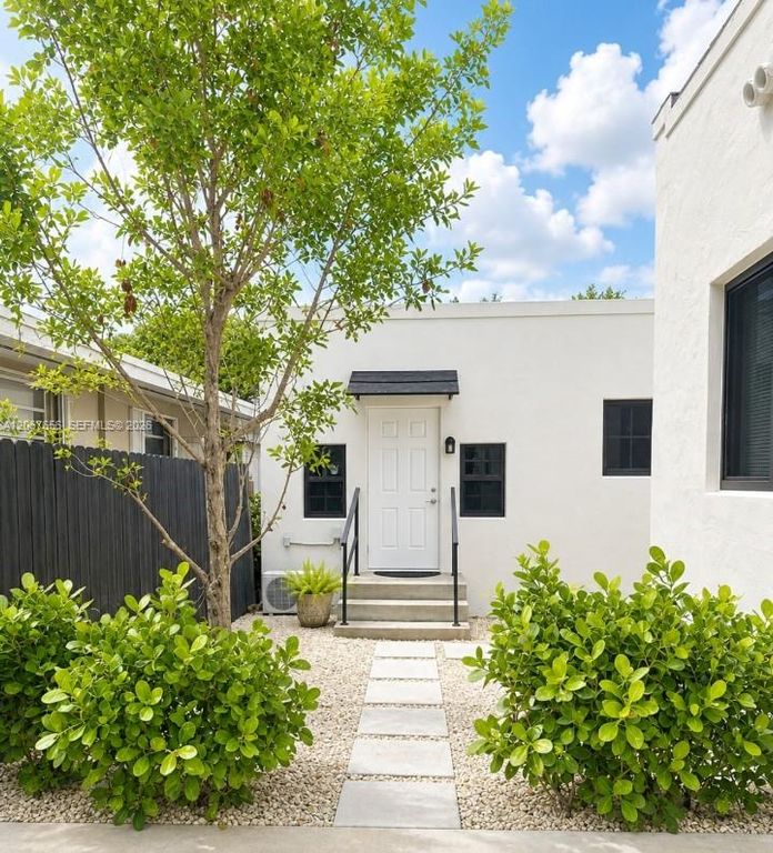 220 SW 32nd Avenue REAR, Miami, FL 33135