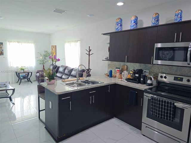 5308 NW 29th Ave, Miami, FL 33142