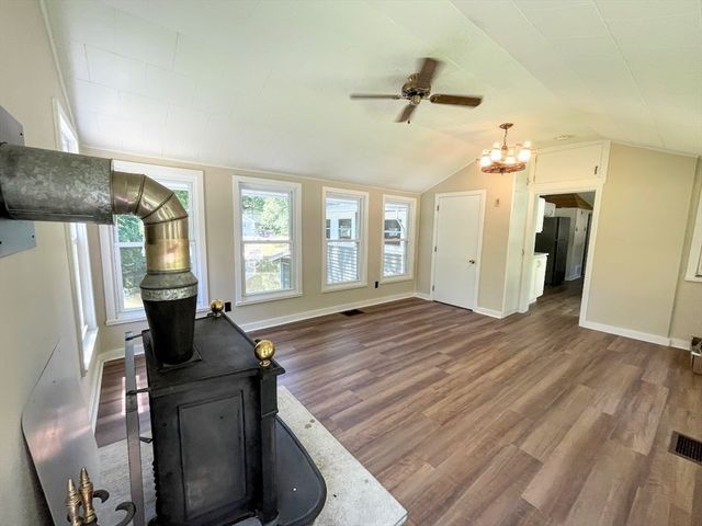 201 Fire Road, 16, Lunenburg, MA 01462