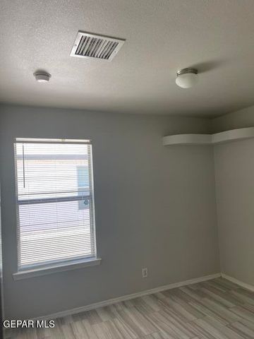 4025 HUECO VALLEY Drive, El Paso, TX 79938