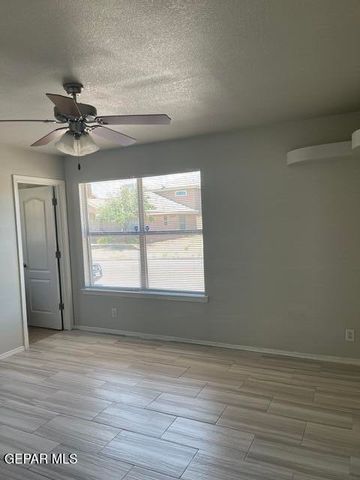 4025 HUECO VALLEY Drive, El Paso, TX 79938