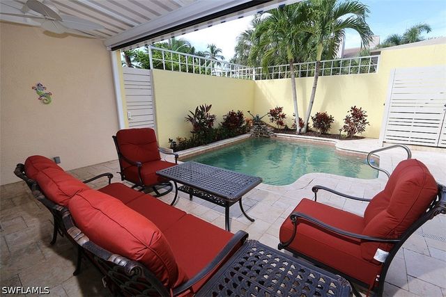 1080 5th ST S 1080, Naples, FL 34102