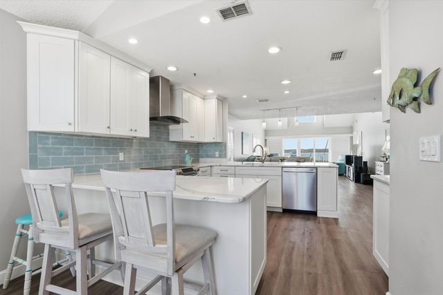328 Village Dr F, St Augustine, FL 32084