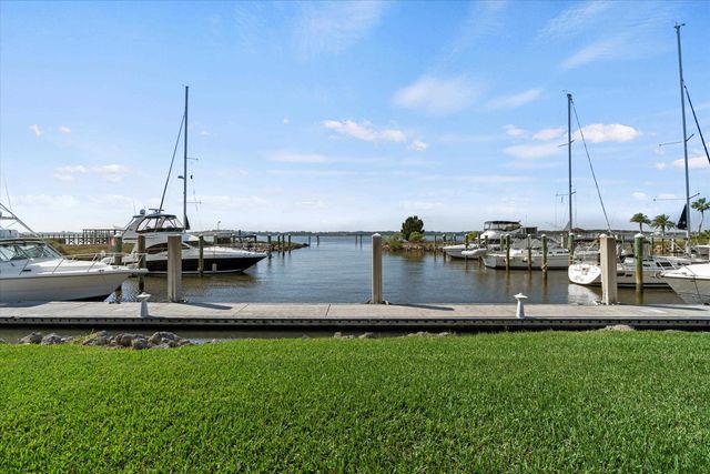 328 Village Dr F, St Augustine, FL 32084