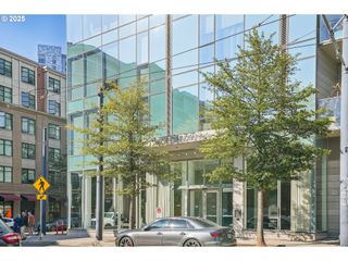 1075 Nw NORTHRUP St 1012, Portland, OR 97209