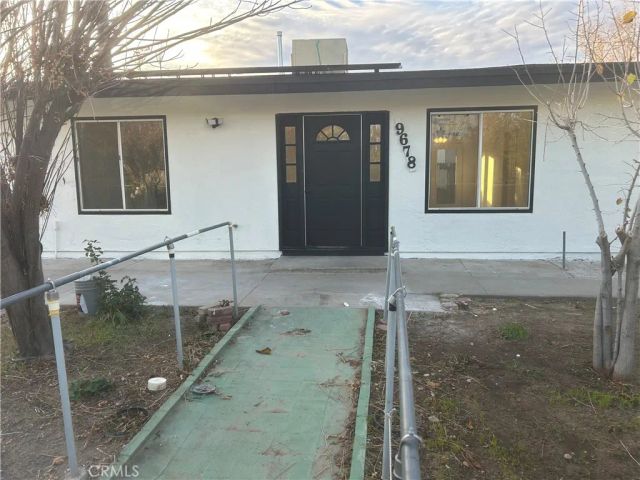 9678 5th, Hesperia, CA 92345