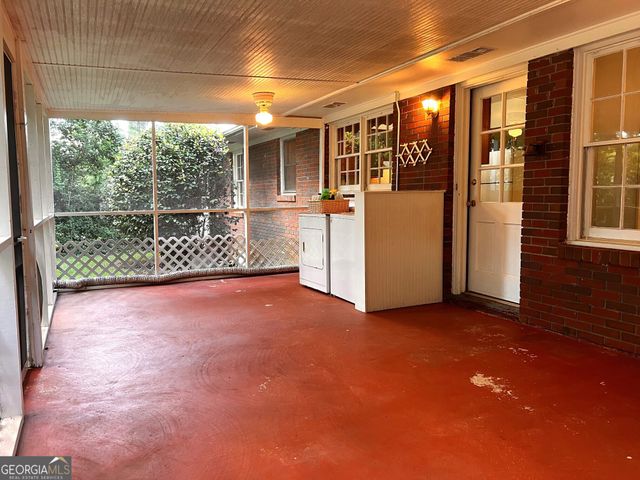 606 Brookwood Drive, Thomaston, GA 30286