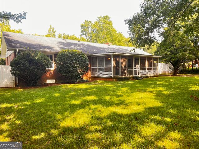 606 Brookwood Drive, Thomaston, GA 30286