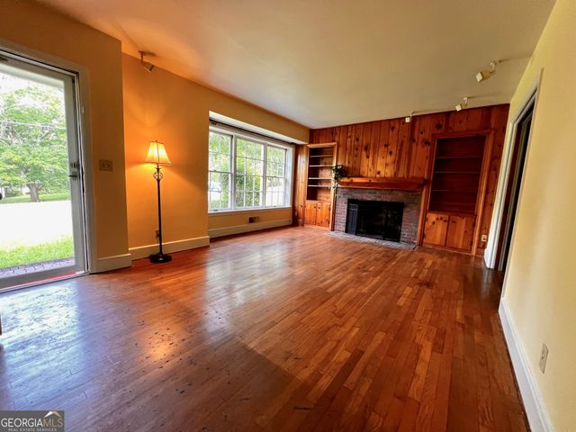 606 Brookwood Drive, Thomaston, GA 30286