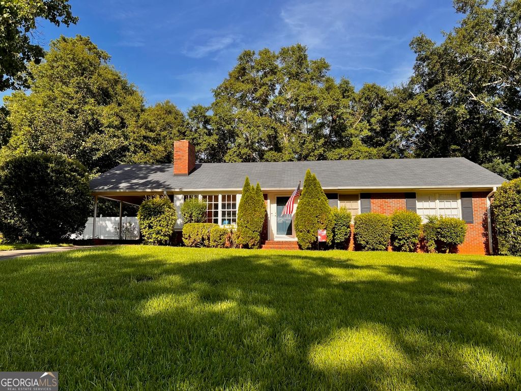 606 Brookwood Drive, Thomaston, GA 30286