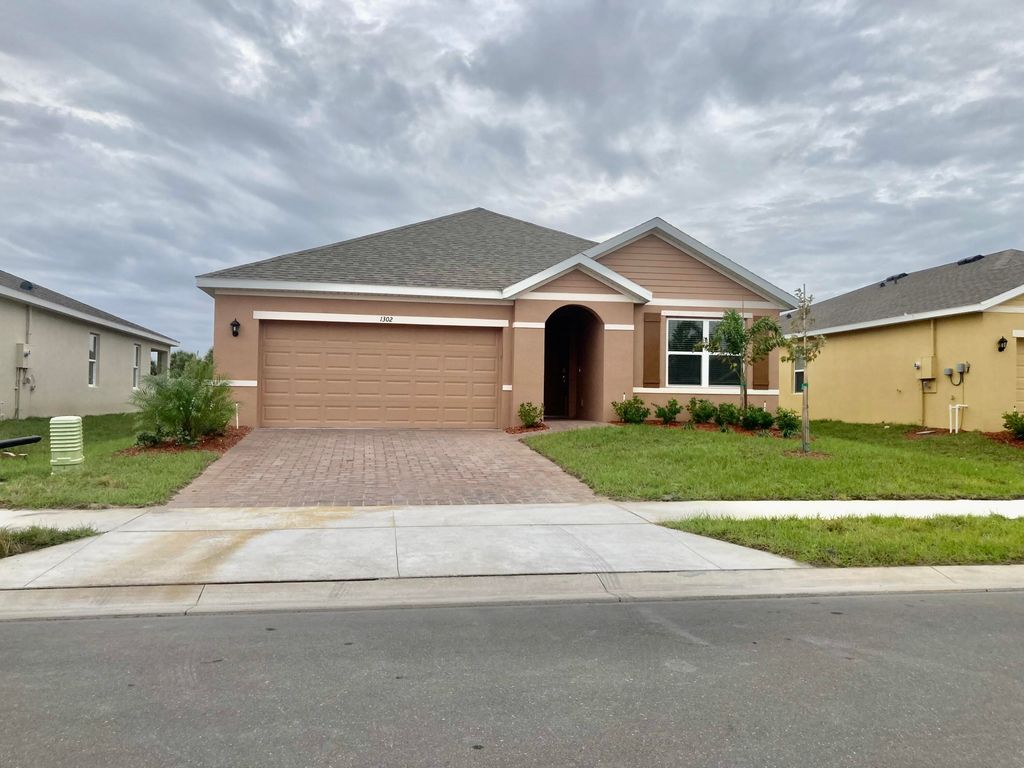 1302 Mcfarland Drive, Melbourne, FL 32904