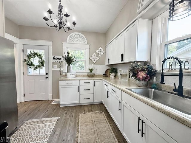 281 Sexton Street, Struthers, OH 44471