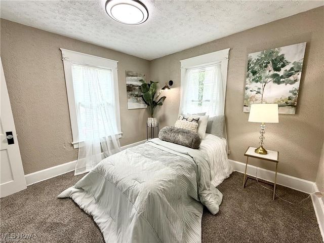 281 Sexton Street, Struthers, OH 44471