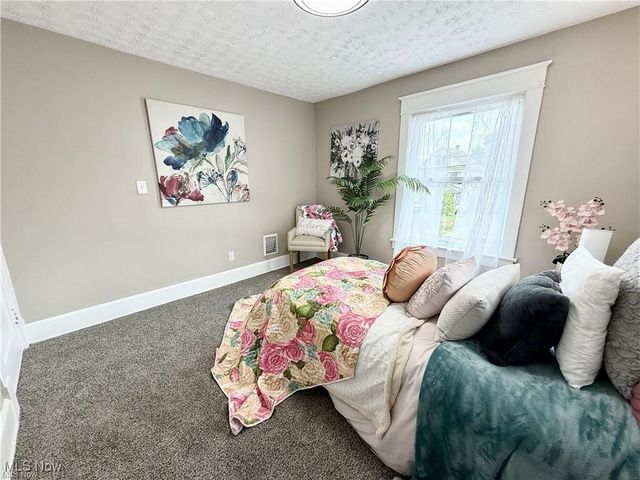 281 Sexton Street, Struthers, OH 44471