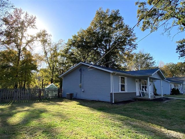 1116 Priscilla Court, New Athens, IL 62264