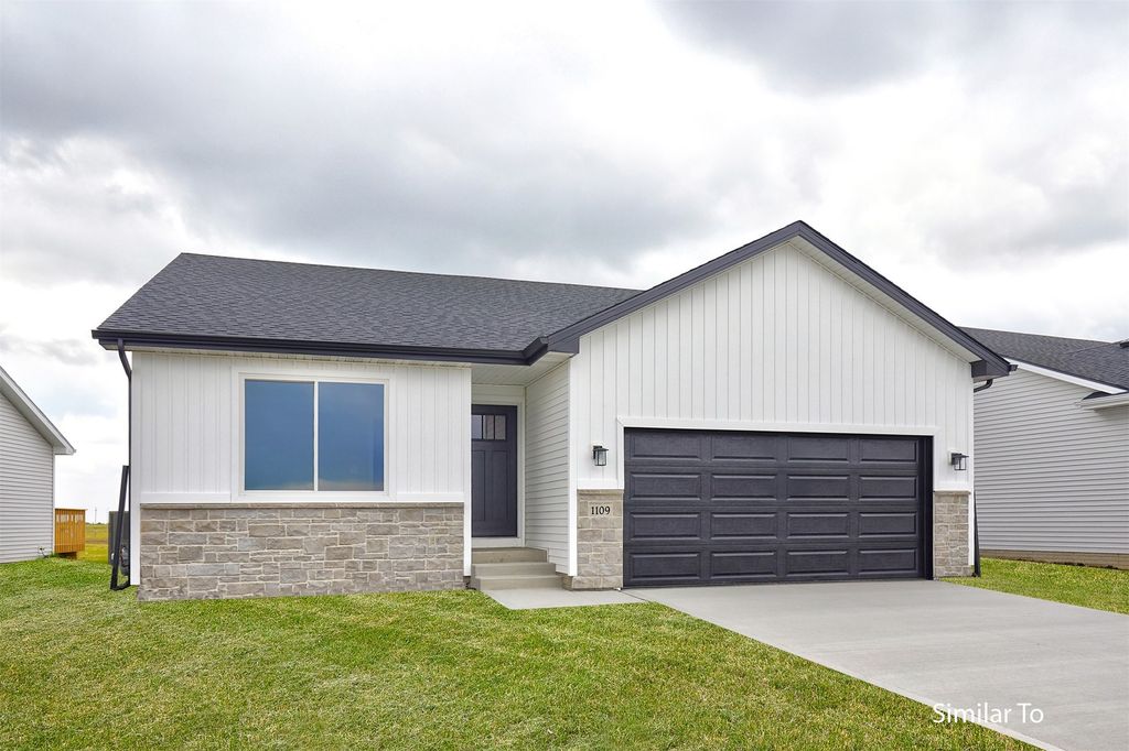 2416 Spruce Street, Granger, IA 50109