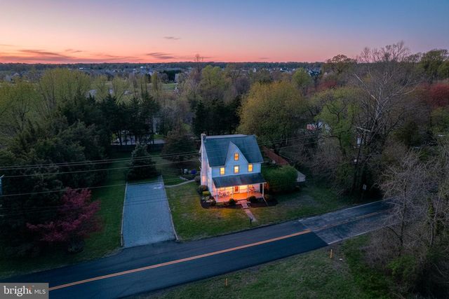 562 RAILROAD AVE, Townsend, DE 19734