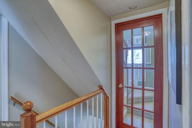 562 RAILROAD AVE, Townsend, DE 19734