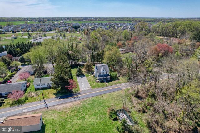 562 RAILROAD AVE, Townsend, DE 19734