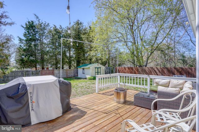 562 RAILROAD AVE, Townsend, DE 19734