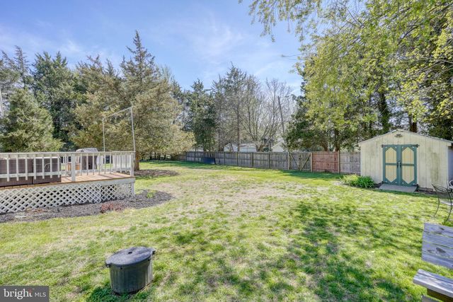 562 RAILROAD AVE, Townsend, DE 19734