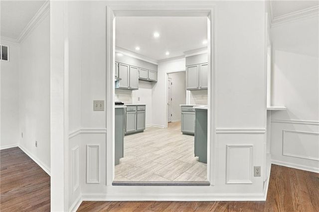 2806 Brookwest Drive SW, Marietta, GA 30064