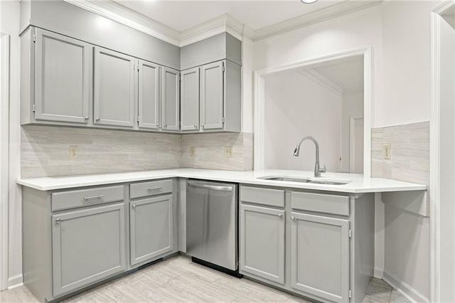 2806 Brookwest Drive SW, Marietta, GA 30064