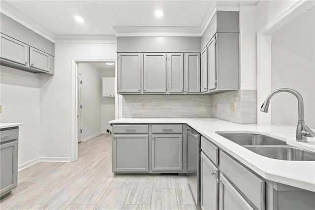 2806 Brookwest Drive SW, Marietta, GA 30064