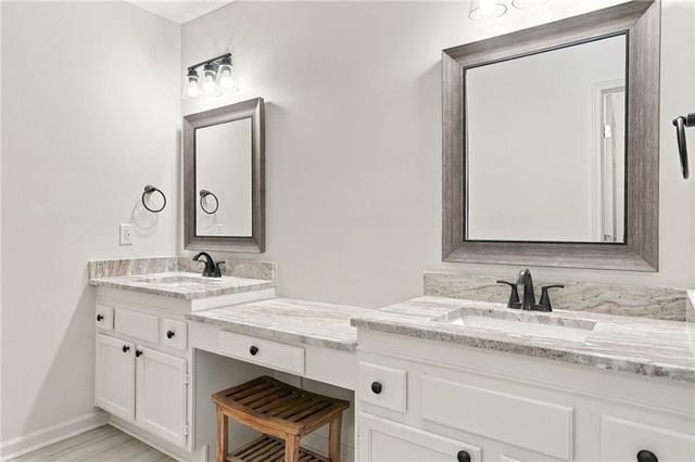 2806 Brookwest Drive SW, Marietta, GA 30064