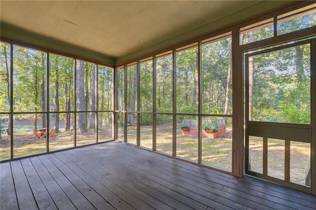 2806 Brookwest Drive SW, Marietta, GA 30064