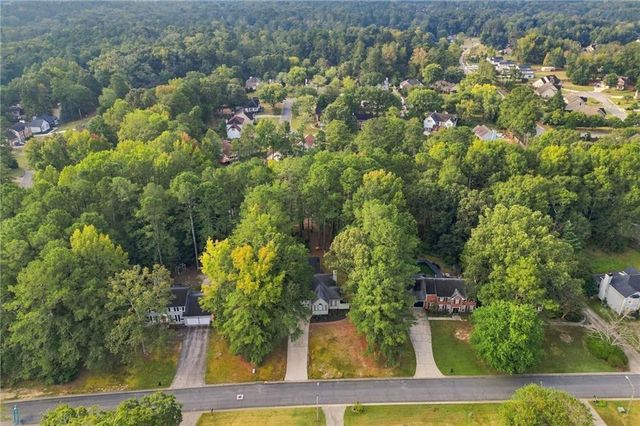 2806 Brookwest Drive SW, Marietta, GA 30064
