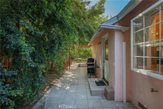 21904 Galvez, Woodland Hills, CA 91364
