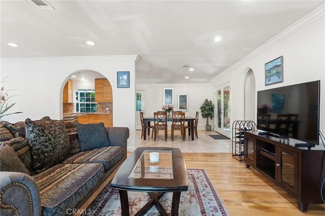 21904 Galvez, Woodland Hills, CA 91364